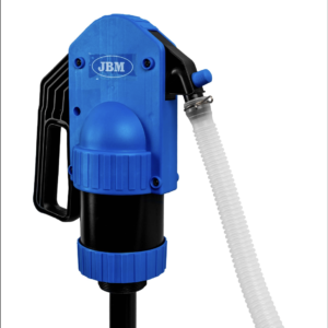 Détail de la tête de pompe manuelle AdBlue AUS32 et du flexible